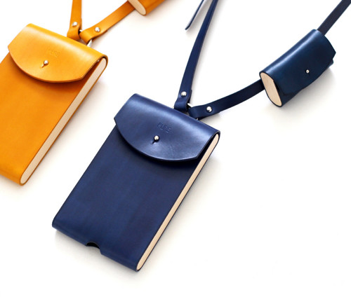Kožené púzdro PHONE & AIRPODS POUCH BLUE