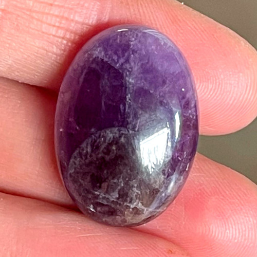Ametyst kabošon ovál / 25x18mm