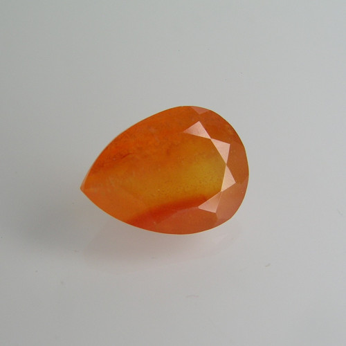 Achát - "Karneol", 3,82 ct., 12,3x9,1x6,1 mm
