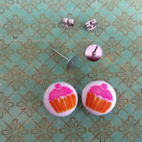 Diy sada - button náušnice cupcake