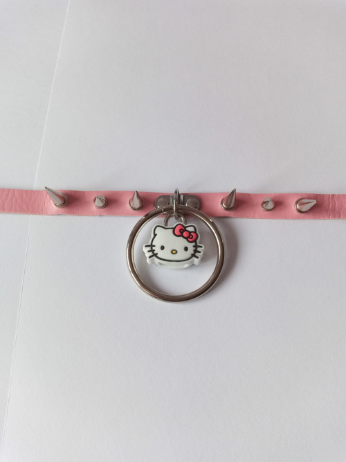 HELLO KITTY obojek růžový s hroty — foto 1