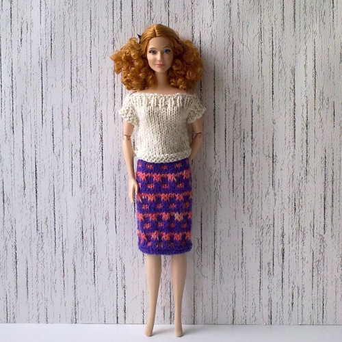 Oblečky pro Barbie - triko, sukně — foto 1