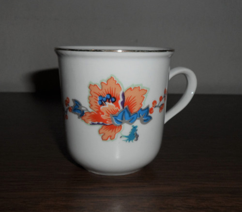 Starožitný porcelánový HRNEK, dětský, zn. DUBÍ