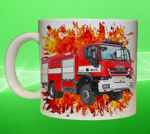 Hrnek pro hasiče IVECO TRAKKER — foto 1