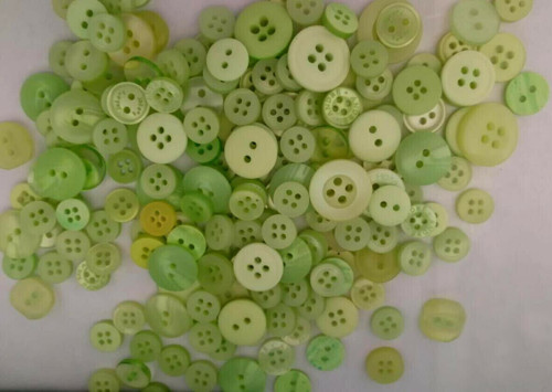 Zelený MIX knoflíků 100ks — foto 1
