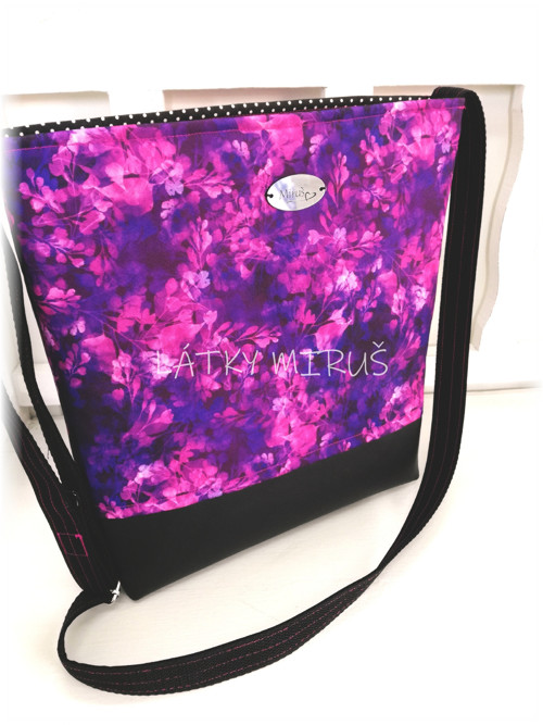Crossbody kabelka - Růžové lístky