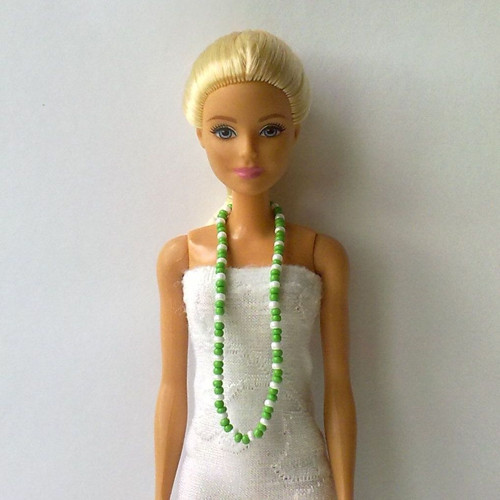 Šperky pro Barbie - náhrdelník — foto 1