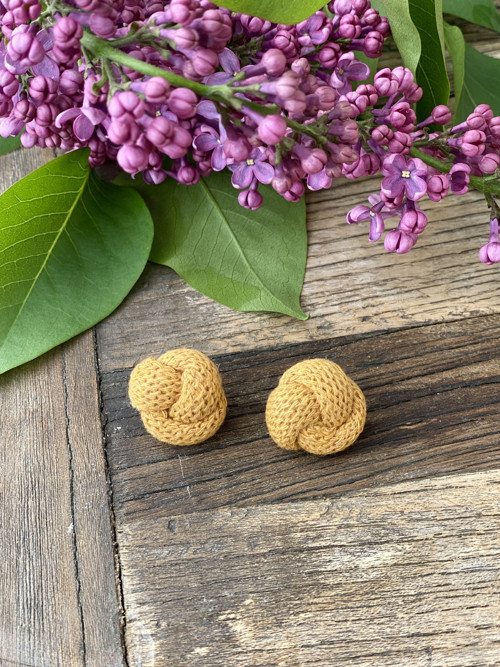 Šňůrové náušnice “Macrame” trochu jinak
