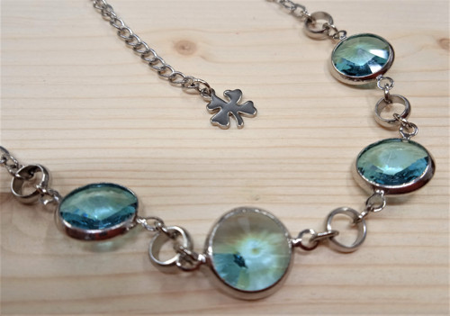 Náhrdelník s krystaly swarovski