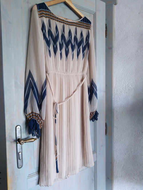 Plisééé šaty — foto 1