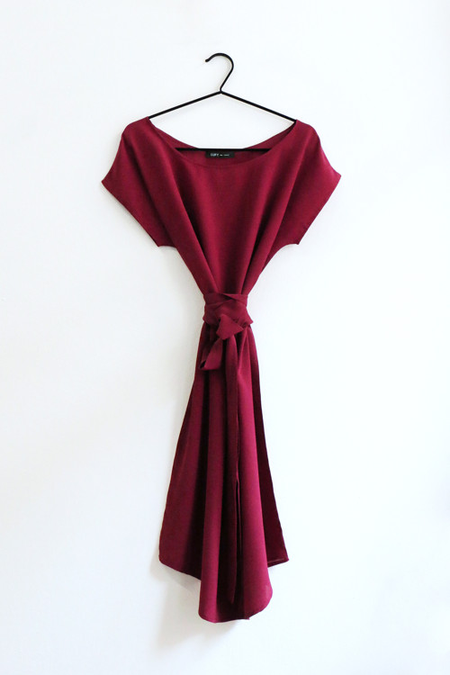 Garnet LUFT ~ hedvábné šaty — foto 1