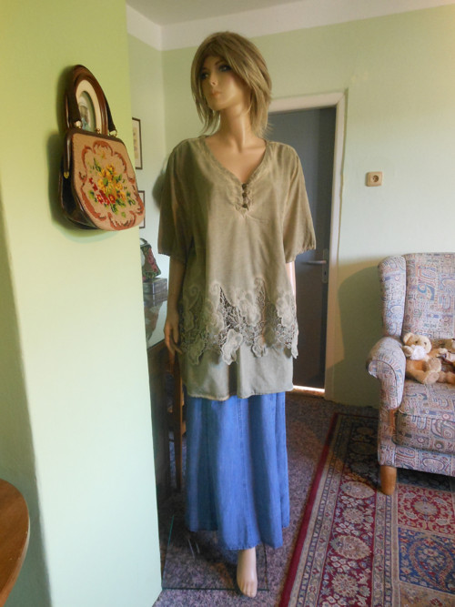 Tunika s krajkou, vel.54 — foto 1