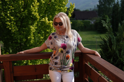 Volné tričko — foto 1