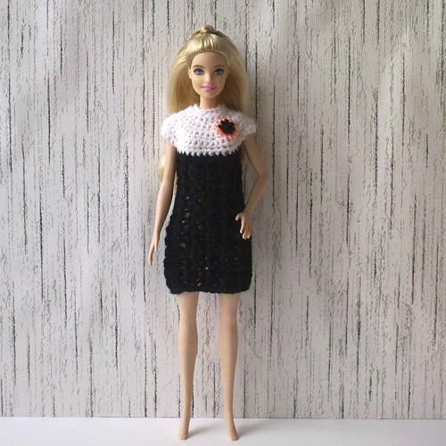 Oblečky pro Barbie - šaty — foto 1