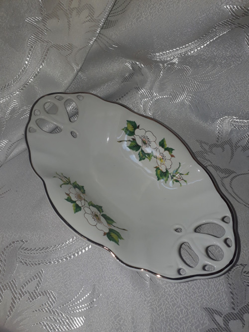 Servírovací porcelánová mísa — foto 1