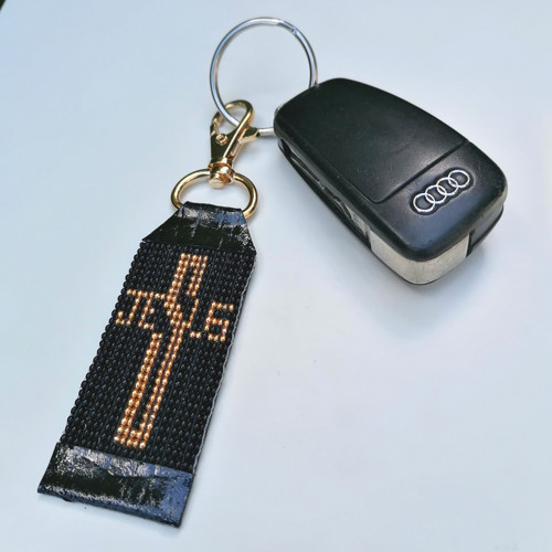 Inscription Jesus In The Cross- Beaded Keychain