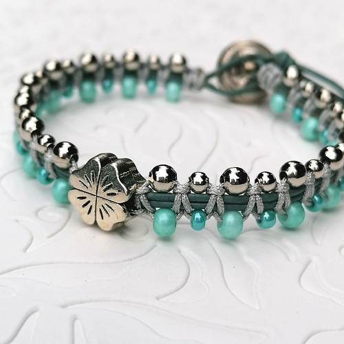 Four Leaf Clover-Macrame Beaded Bracelet