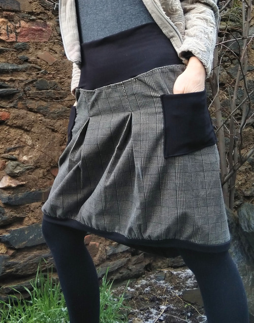 Manžestrová s kapsama — foto 1