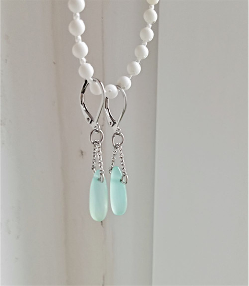 Náušnice chalcedon mint