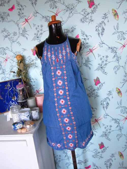 Šaty jeans boho vyšívané — foto 1