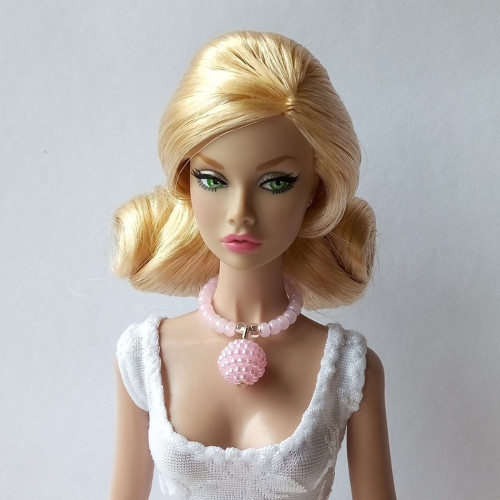 Šperky pro Barbie - náhrdelník — foto 1