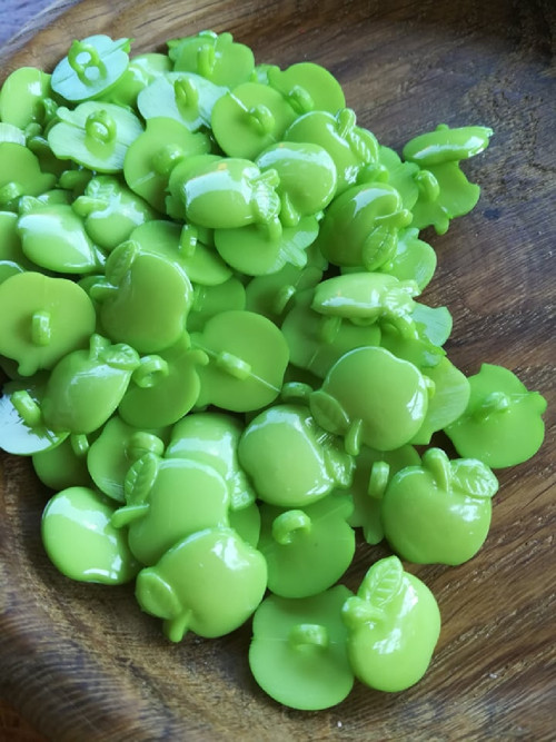 Knoflík zelené jablko — foto 1