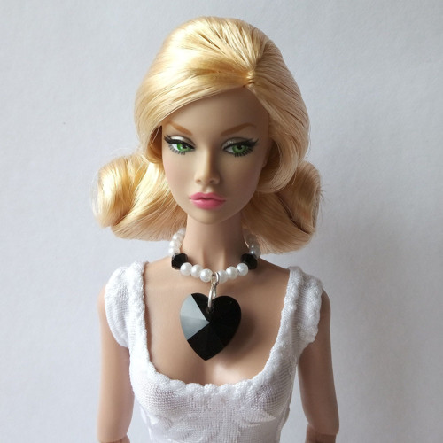 Šperky pro Barbie - náhrdelník — foto 1
