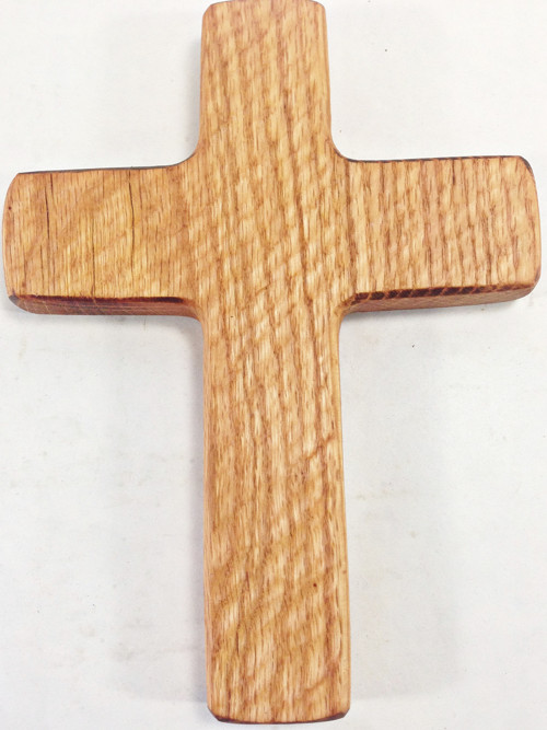 KŘÍŽ ZÁVĚSNÝ s vrypy (dub) 19x15x2cm