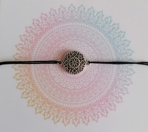 Kabbalah/šňůrkový náramek mandala — foto 1