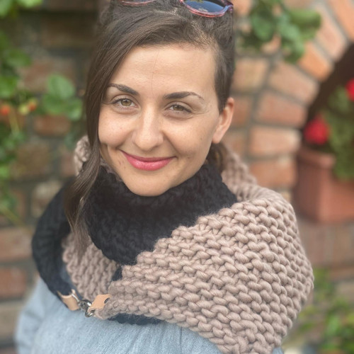 Šála s karabinou černobéžová