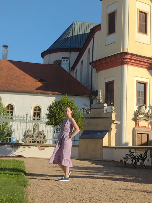 Mušelínové šaty - levandulová — foto 1