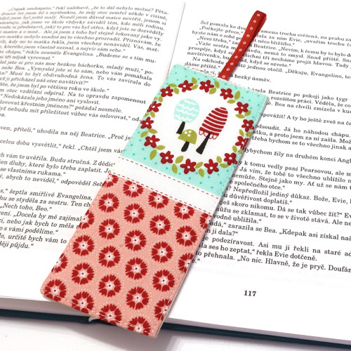O ČERVENÉ KARKULCE - textilní záložka do knihy