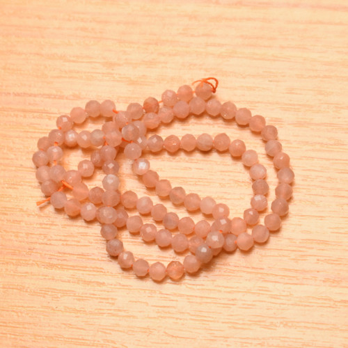 Sluneční kámen 4 mm -10 kusů
