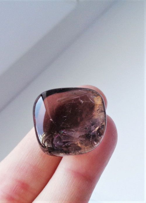 Záhněda přírodní kabašon 24 x24x12 mm