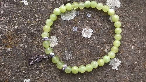 Náramek: peridot + ještěrka — foto 1