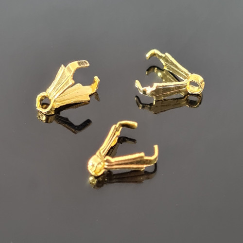 Očko na přívěsek - šlupna 4x8 mm, 10 ks