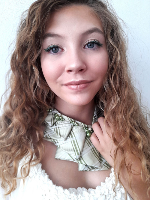 Luxusní dámská kravata no.14 - V mechu a kapradí