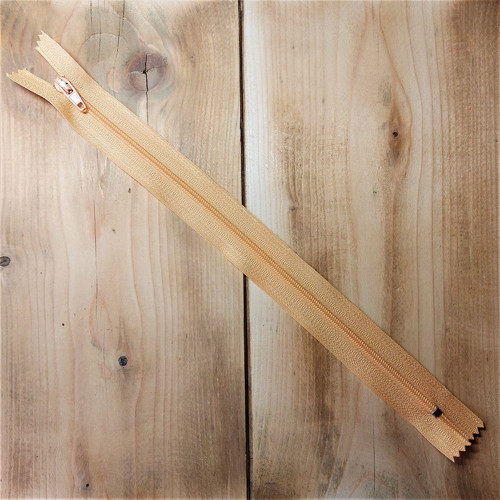 Zip 3 mm nedělitelný 25 cm krevetový