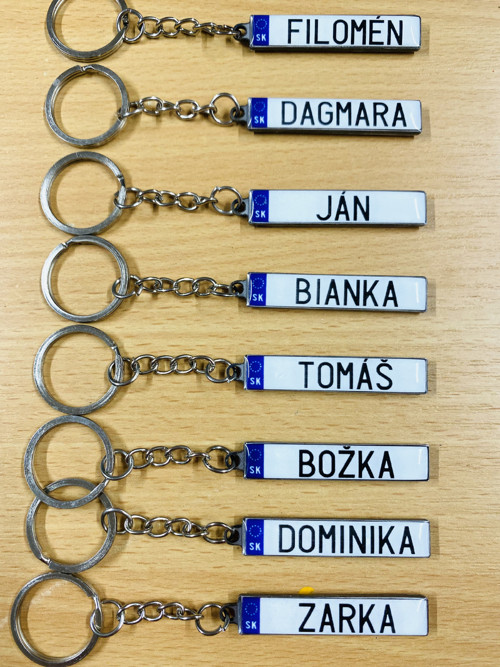 EČV kľúčenka s vlastným menom