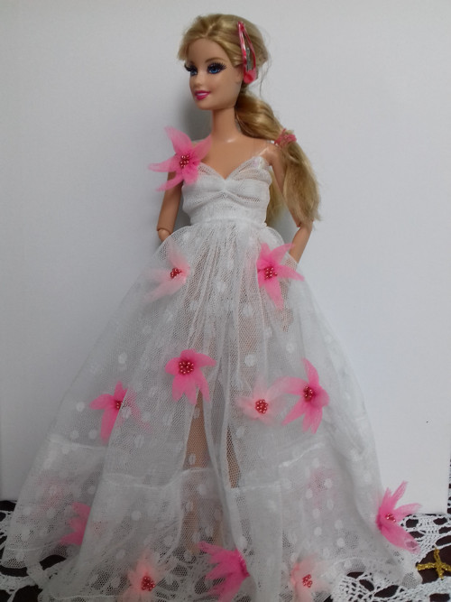 Šatičky pro Barbie - plesové č. 2 — foto 1