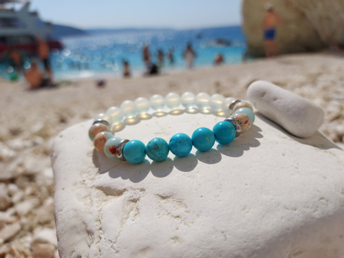 Náramek plný minerálů Lefkada mode