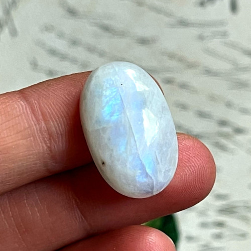Měsíční kámen kabošon č.6 ovál 24x15x8mm