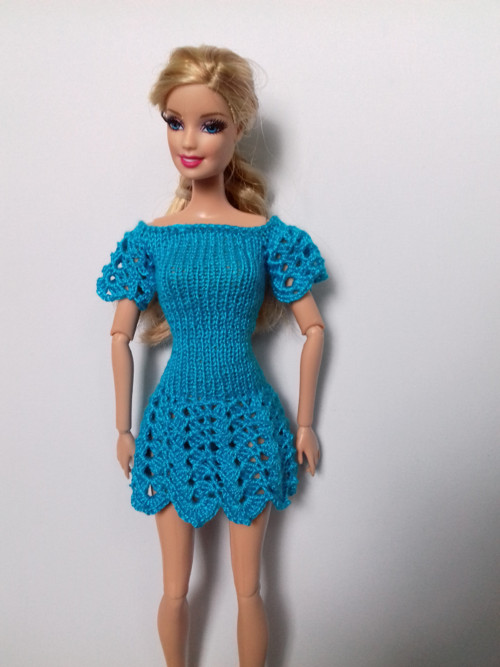 Šatičky pro Barbie - slavnostní č. 4 — foto 1