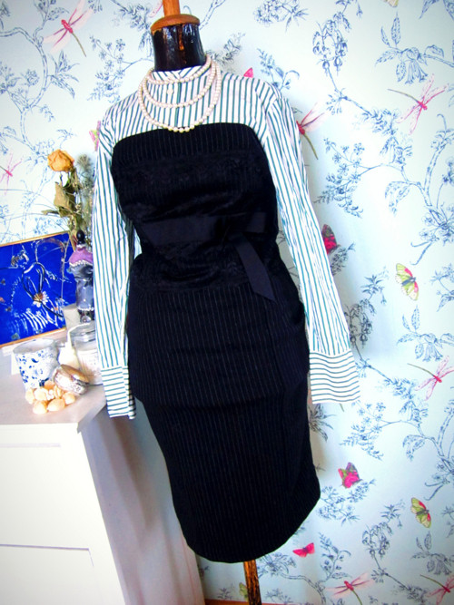 Šaty dandy chic korzetové — foto 1