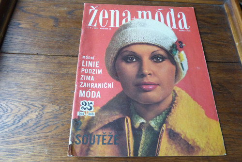 Časopis Žena a móda, číslo 9/1973, střihy