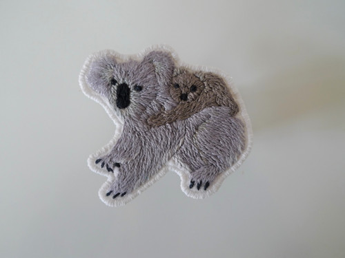Vyšívaná brož - medvídek koala — foto 1