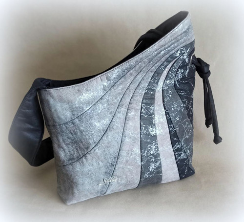 Kabelka Big wave marble
