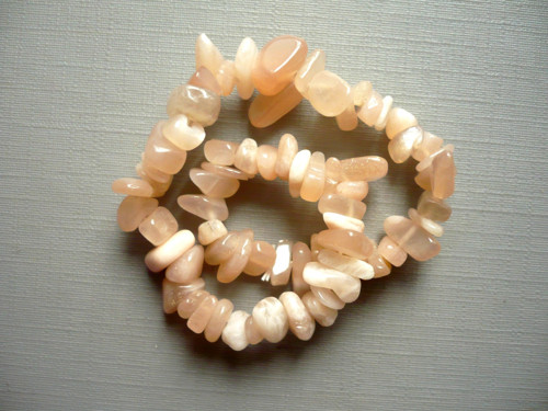 Minerální zlomky 18 cm - měsíční kámen (adulár)