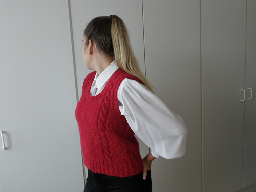 Trendy dámská vestička