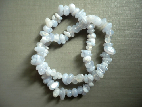 Minerální zlomky 20 cm - chalcedon KULATÝ